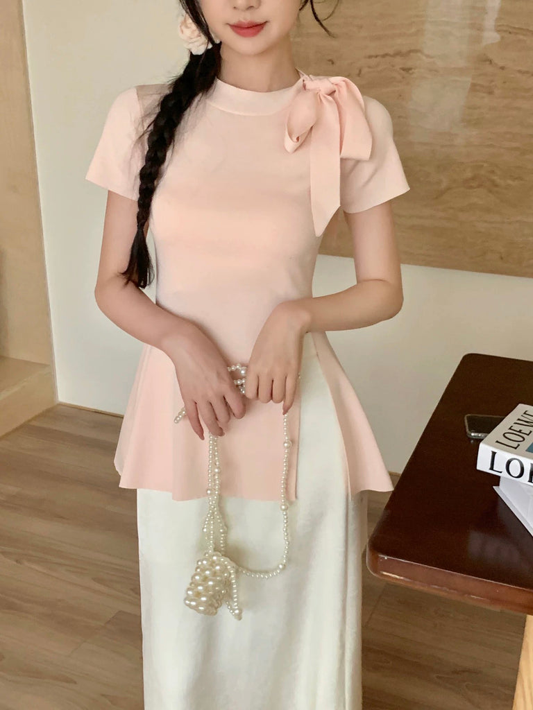 Short Sleeve Ribbon Bowknot Neck Side Slit Knitted Top