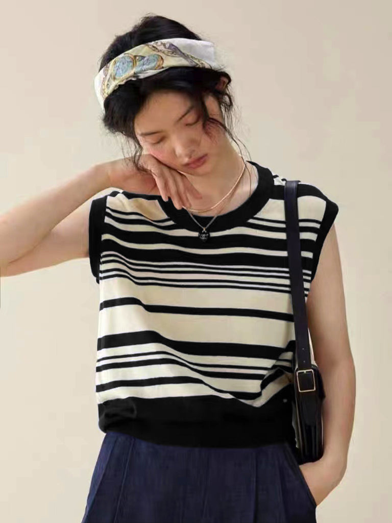 Sleeveless Stripe Knitted Top