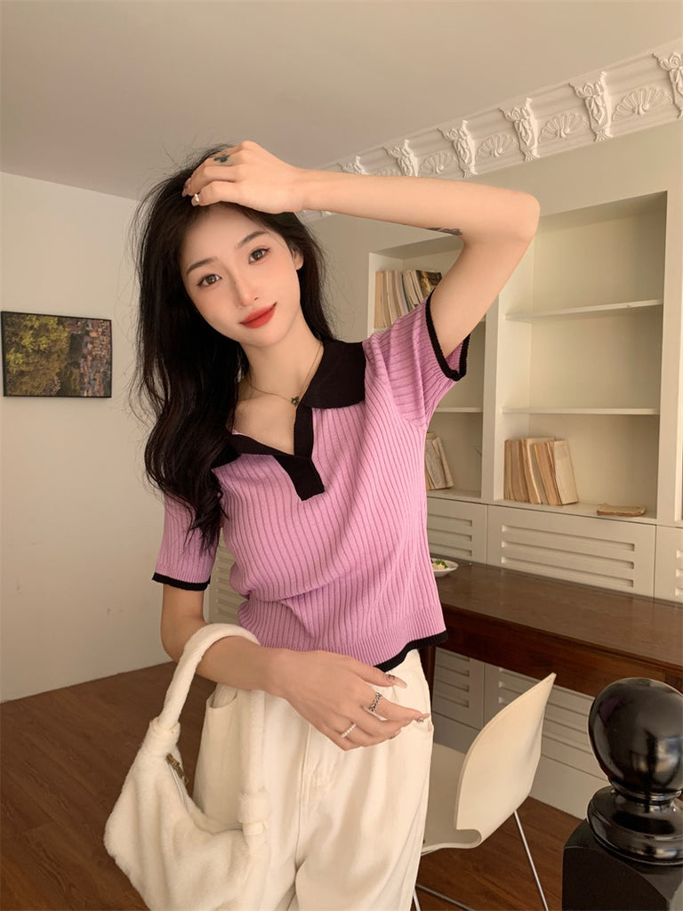 Color Contrasted Polo Neck Knitted Top