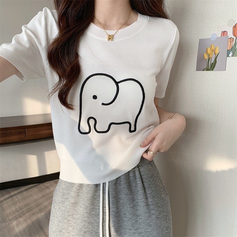 Embroidery Elephant Round Neck Knitted Top