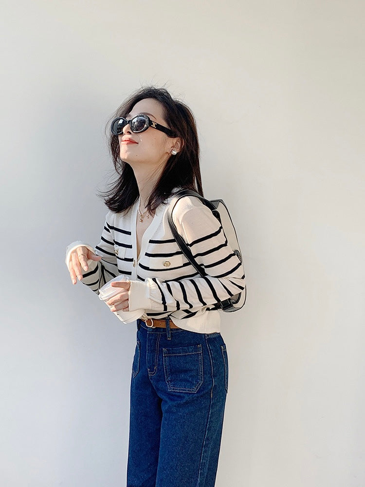 Non-working Pocket Button Down Stripe Knitted Cardigan Top