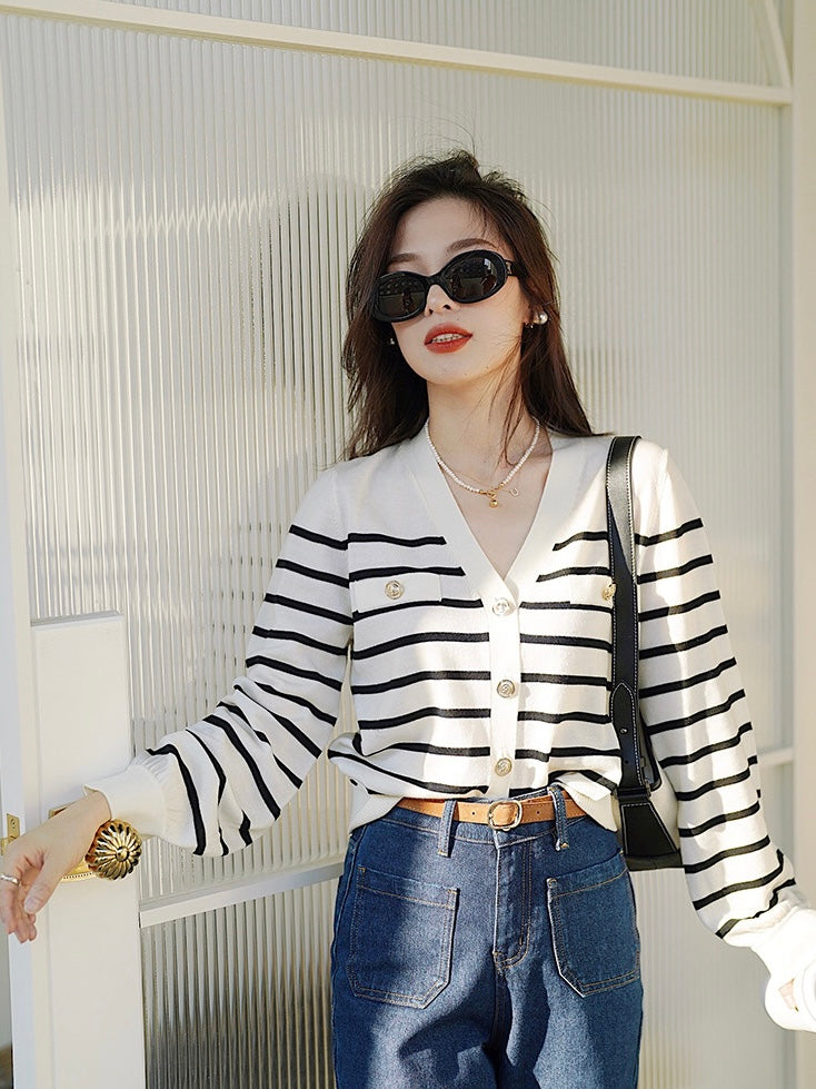 Non-working Pocket Button Down Stripe Knitted Cardigan Top