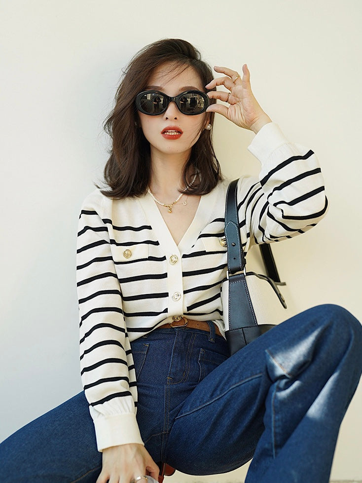 Non-working Pocket Button Down Stripe Knitted Cardigan Top