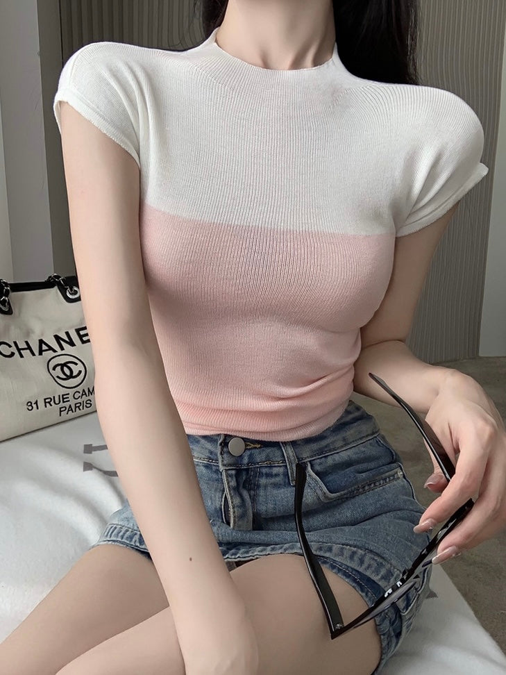 Ruched Side Ice Cream Color Contrasted Knitted Top