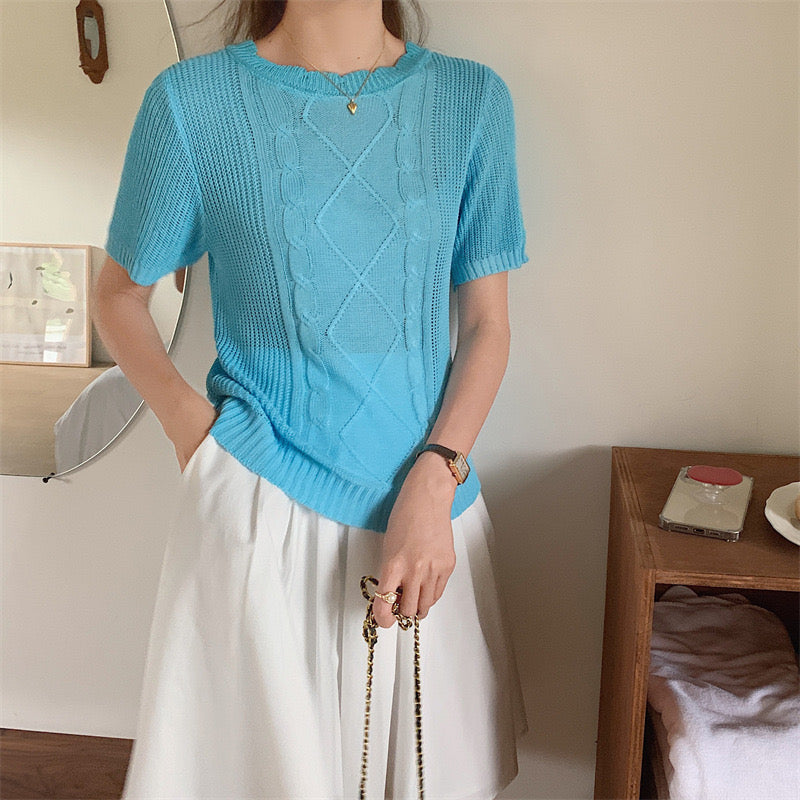 Embossed Pattern Plain Knitted Top