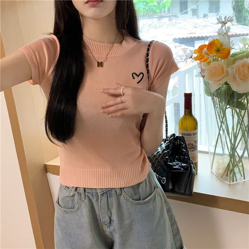 Embroidery Heart Solid Knitted Top