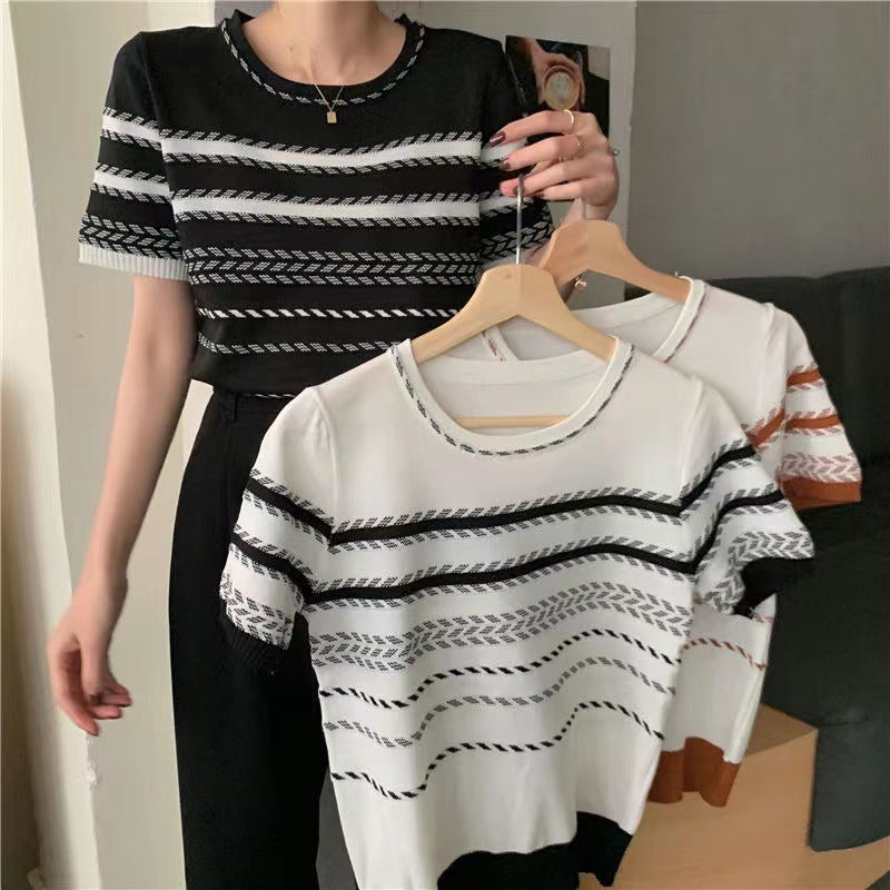 Embossed Pattern Oversize Knitted Top