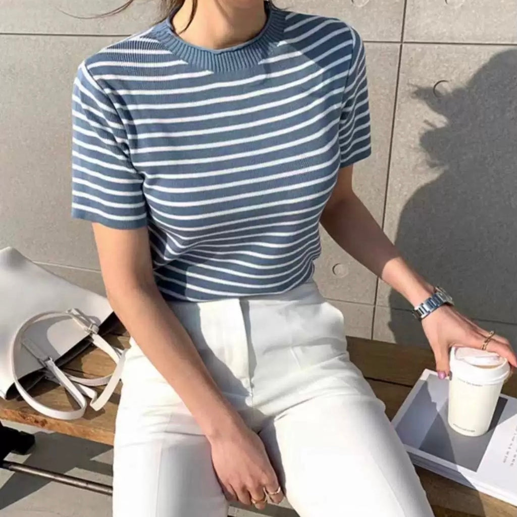 Semi Turtle Neck Stripe Knitted Top