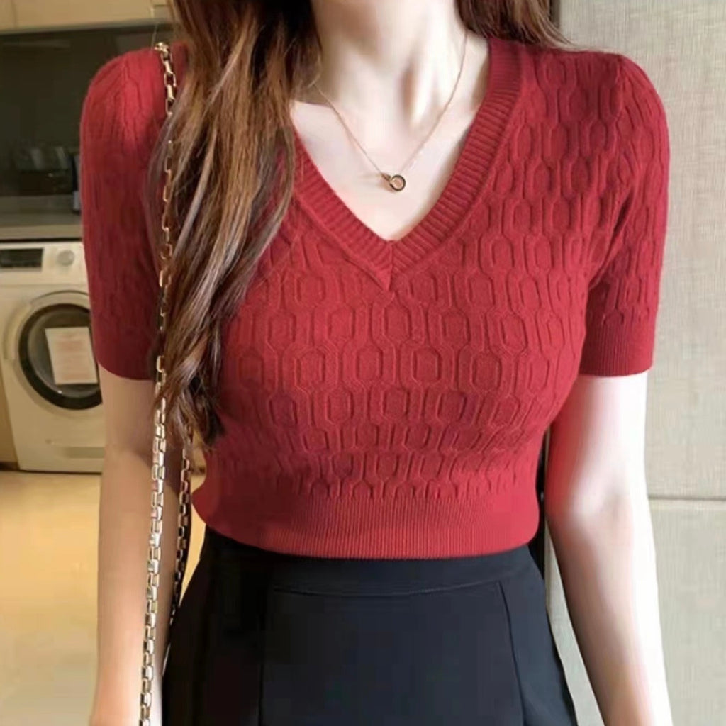 Embossed Pattern V-neck Knitted Top