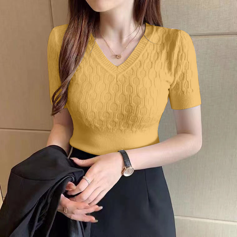 Embossed Pattern V-neck Knitted Top