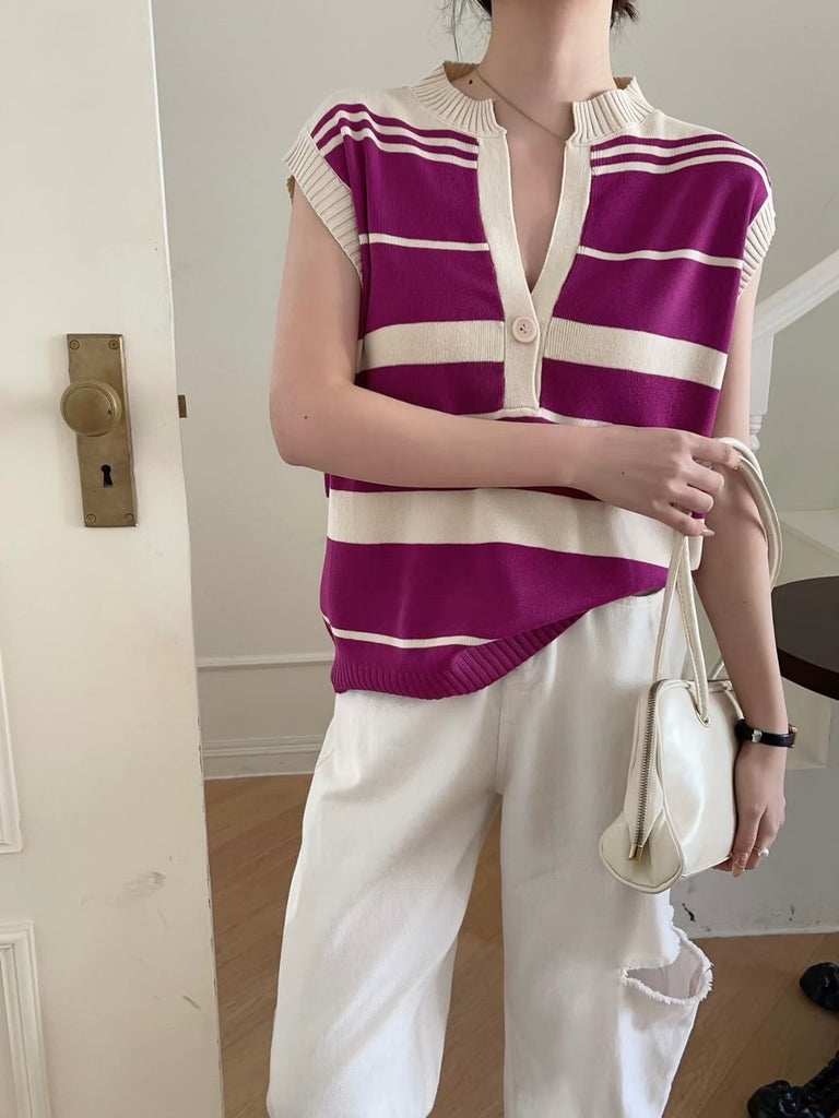 One Working Button Stripe Sleeveless Oversize Knitted Top