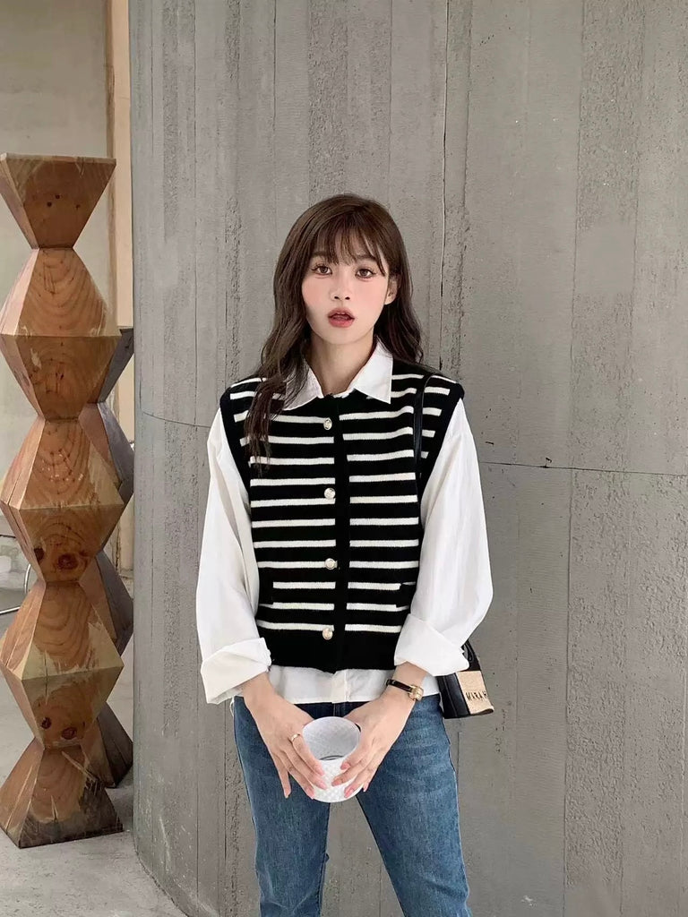 Woolen Knitted Fa*ke Side Pocket Stripe Button Down Vest Top