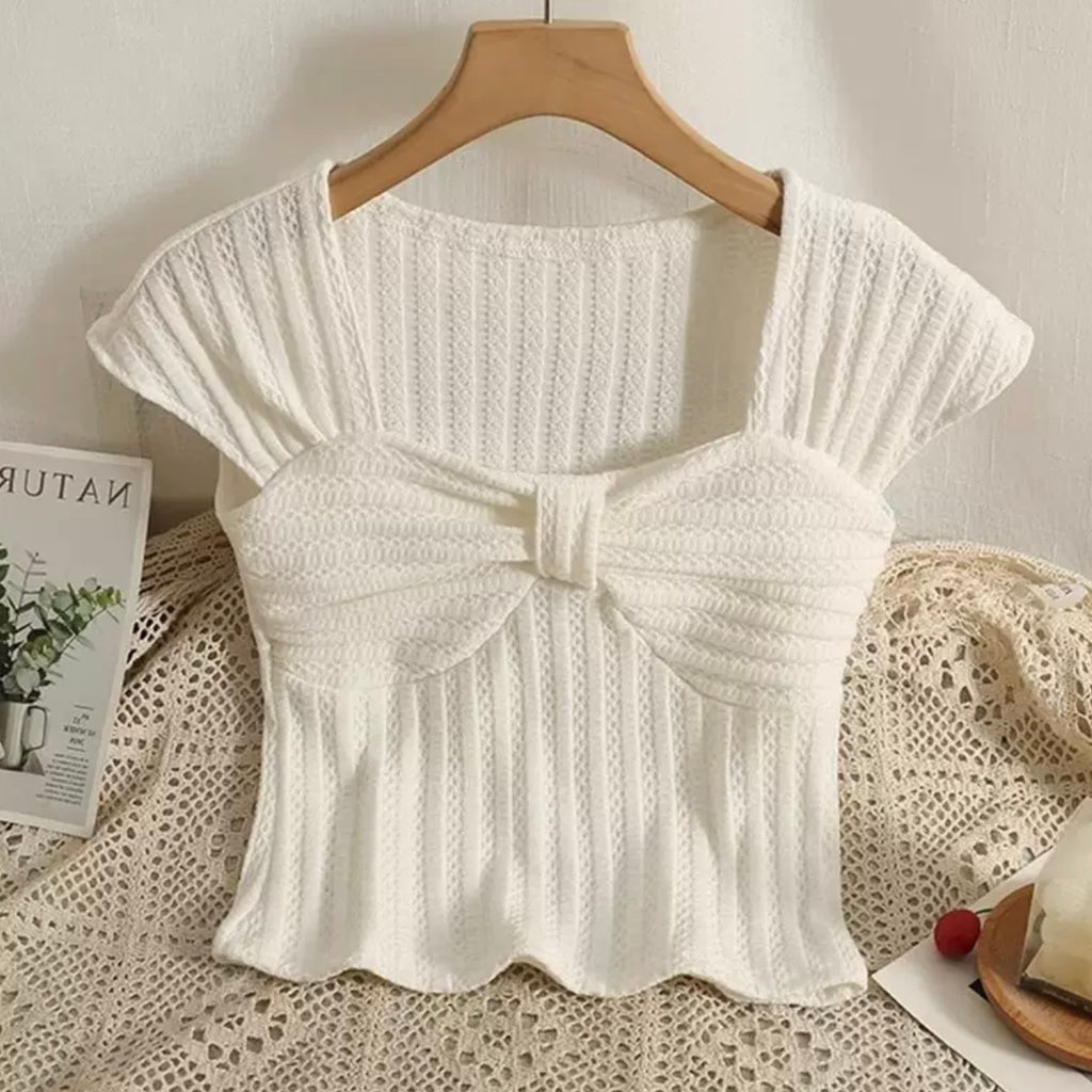 Elegant Style Embossed Pattern Knitted Top