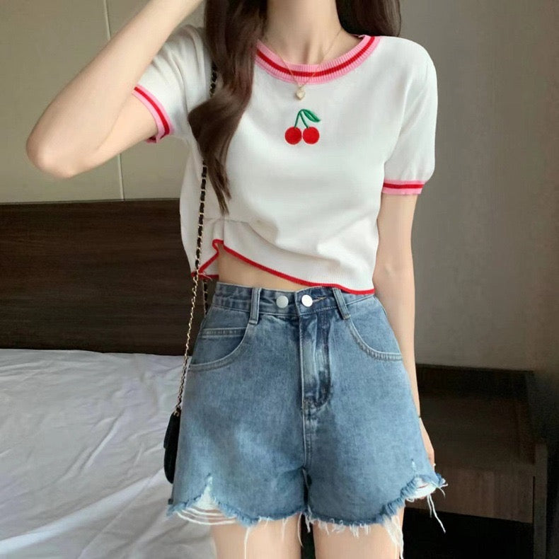 Embroidery Cherry Front Color Contrast Knitted Top