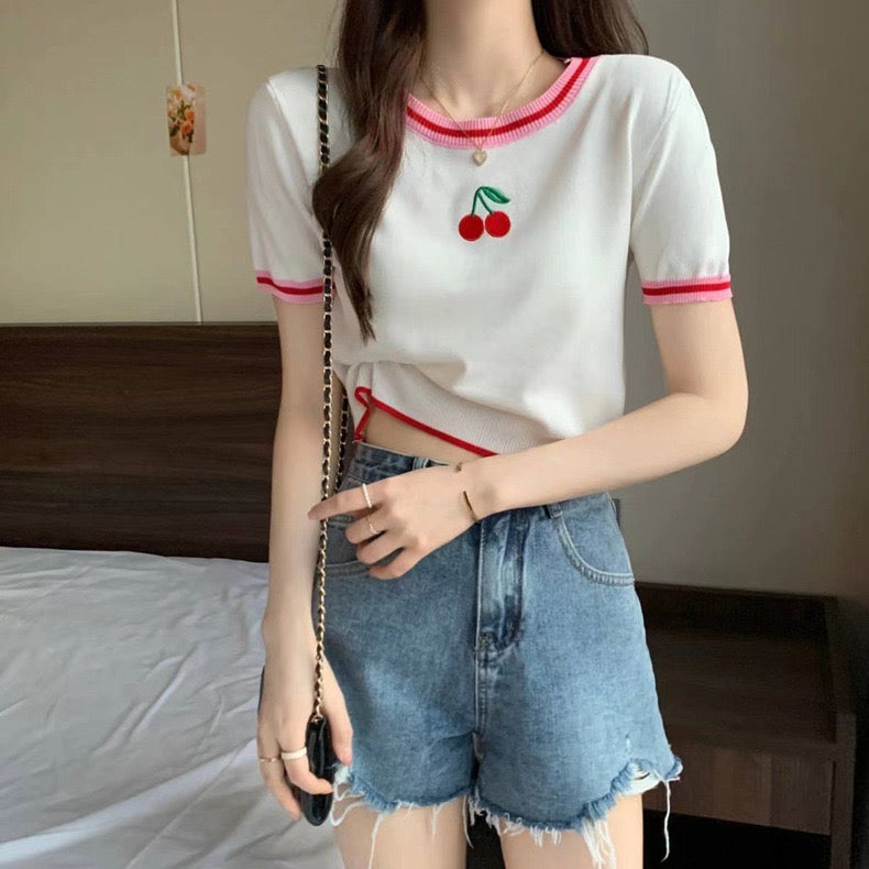 Embroidery Cherry Front Color Contrast Knitted Top