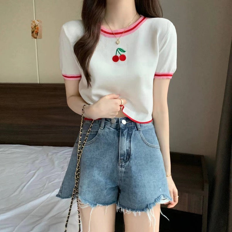 Embroidery Cherry Front Color Contrast Knitted Top