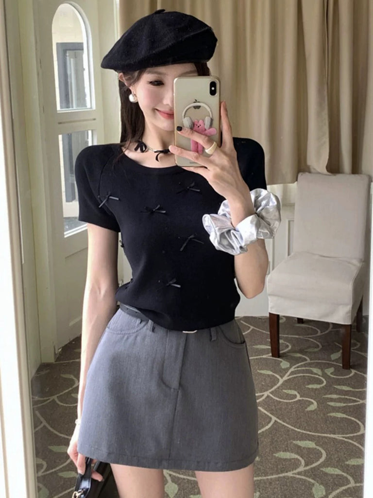 Round Neck Ribbon Design Knitted Top