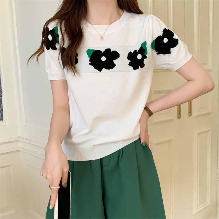 Floral Pattern Simple Knitted Top