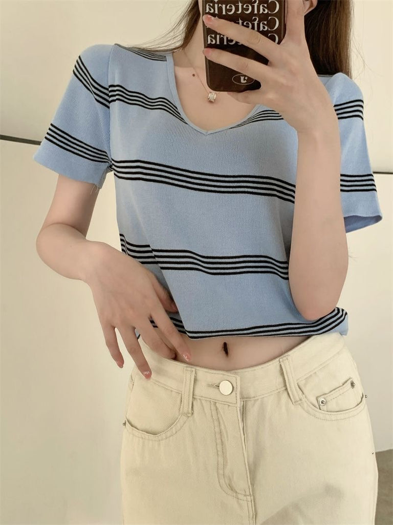 V-neck Stripe Classic Knitted Top