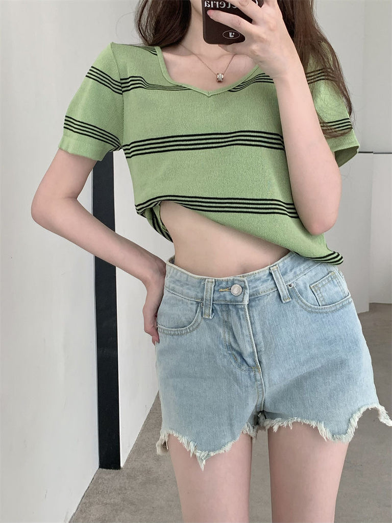 V-neck Stripe Classic Knitted Top