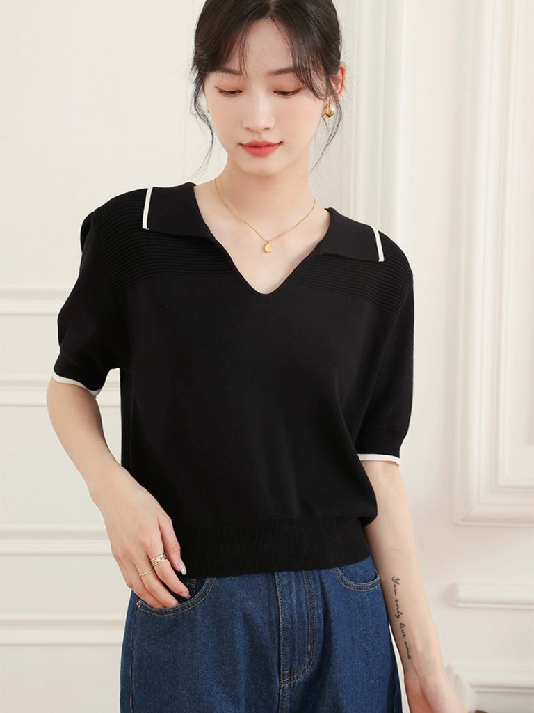 Embossed Stripe Pattern Notch Collar Neck Knitted Top