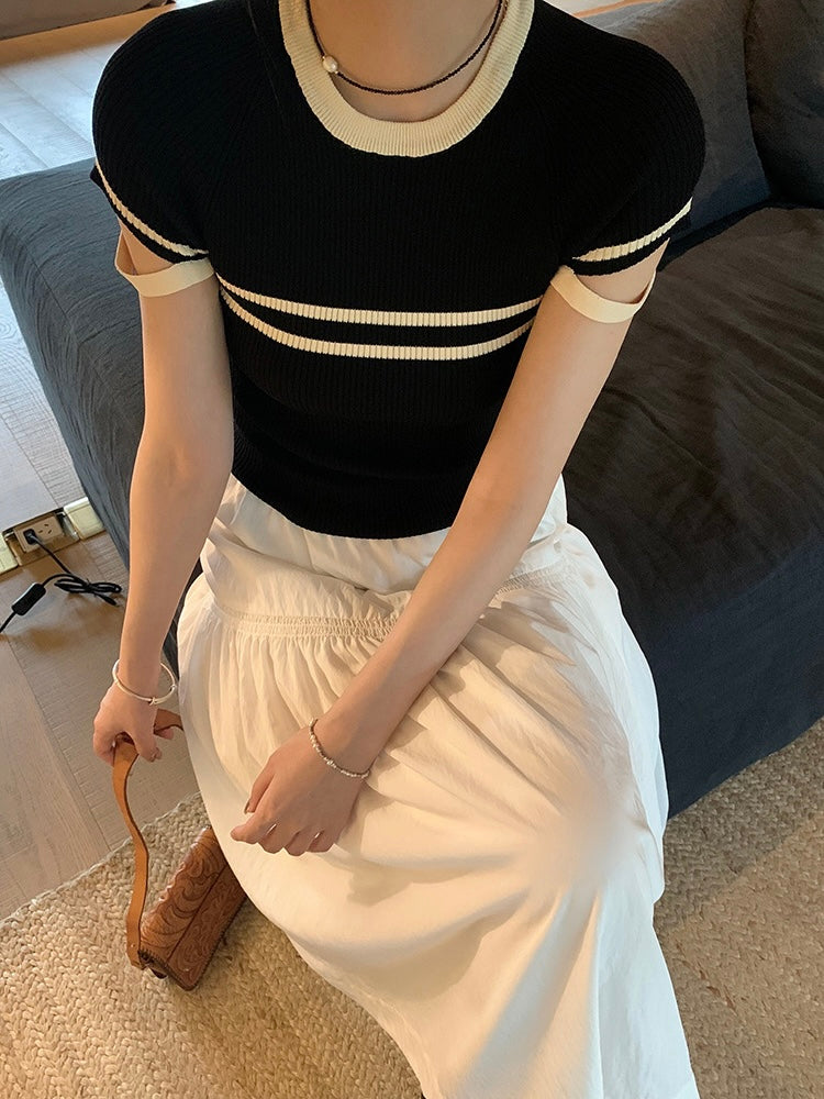 Color Contrast Slit Sleeve Stripe Knitted Top