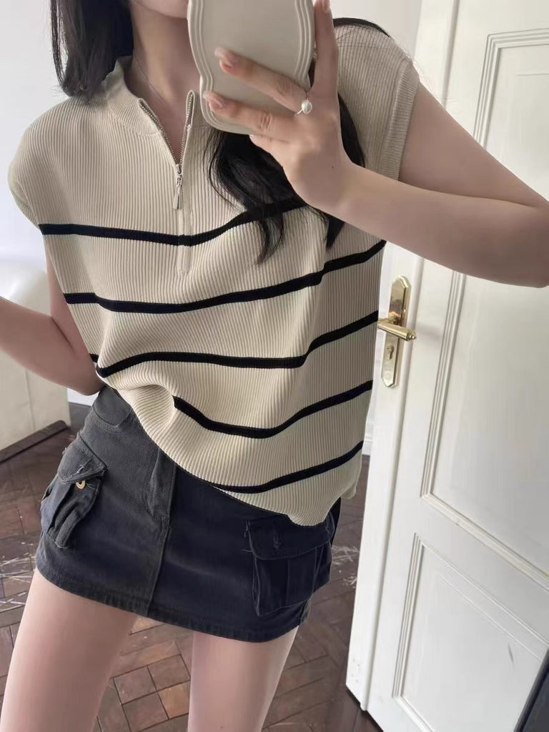 Front Zipper Stripe Knitted Top