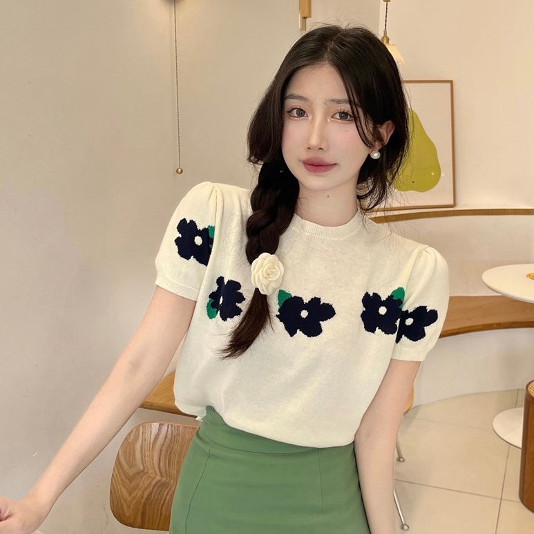 Floral Pattern Simple Knitted Top