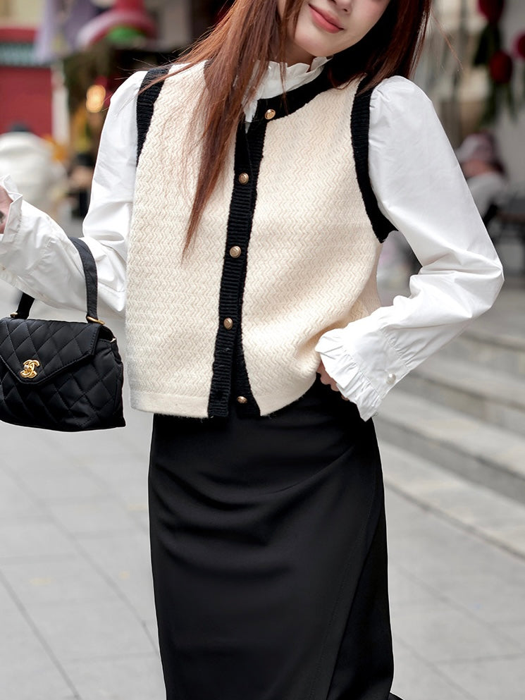 Button Down Color Contrasted Knitted Vest Top