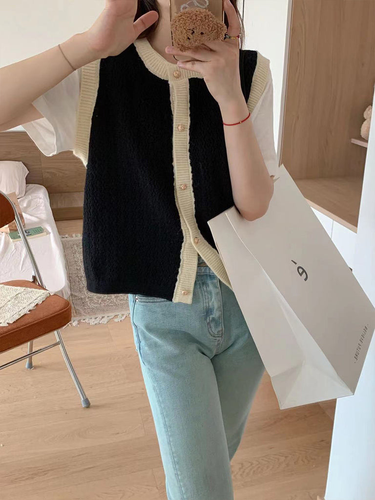 Button Down Color Contrasted Knitted Vest Top