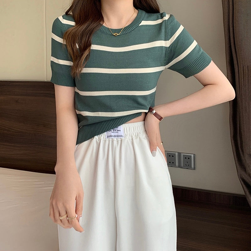 Simple Stripe Knitted Top