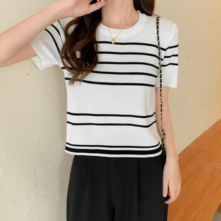 Chic Stripe Knitted Top